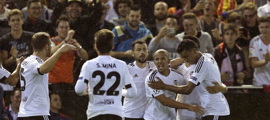 Feghouli celebra su gol ante el Gante Feghouli celebra su gol ante el Gante