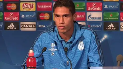 Varane, en rueda de prensa Varane, en rueda de prensa