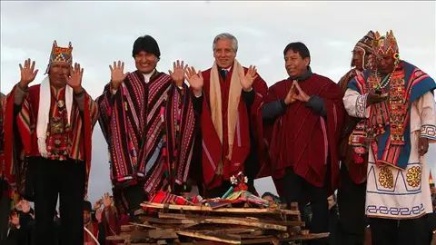 Evo Morales festeja su récord de permanencia en el poder Evo Morales festeja su récord de permanencia en el poder