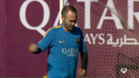 Iniesta, entrenando