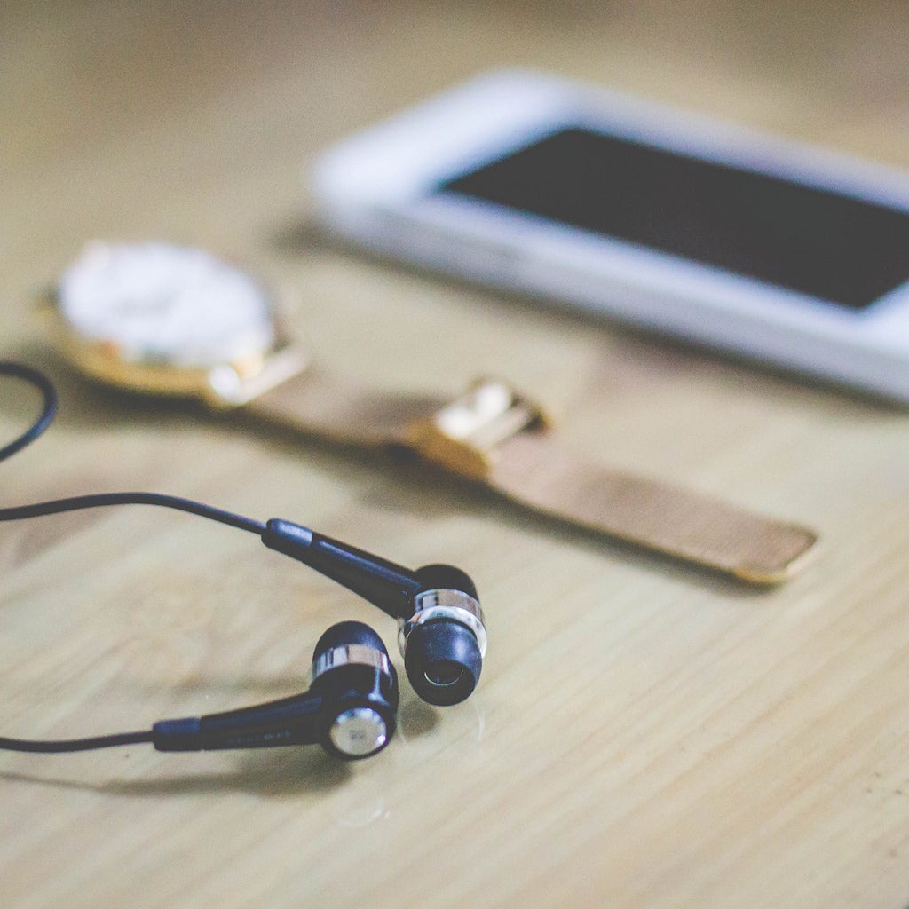 Rubén Amón indulta al oyente facha: "¿Nota usted que su centro de gravedad ya no es el centro?" Rubén Amón indulta al oyente facha: "¿Nota usted que su centro de gravedad ya no es el centro?"