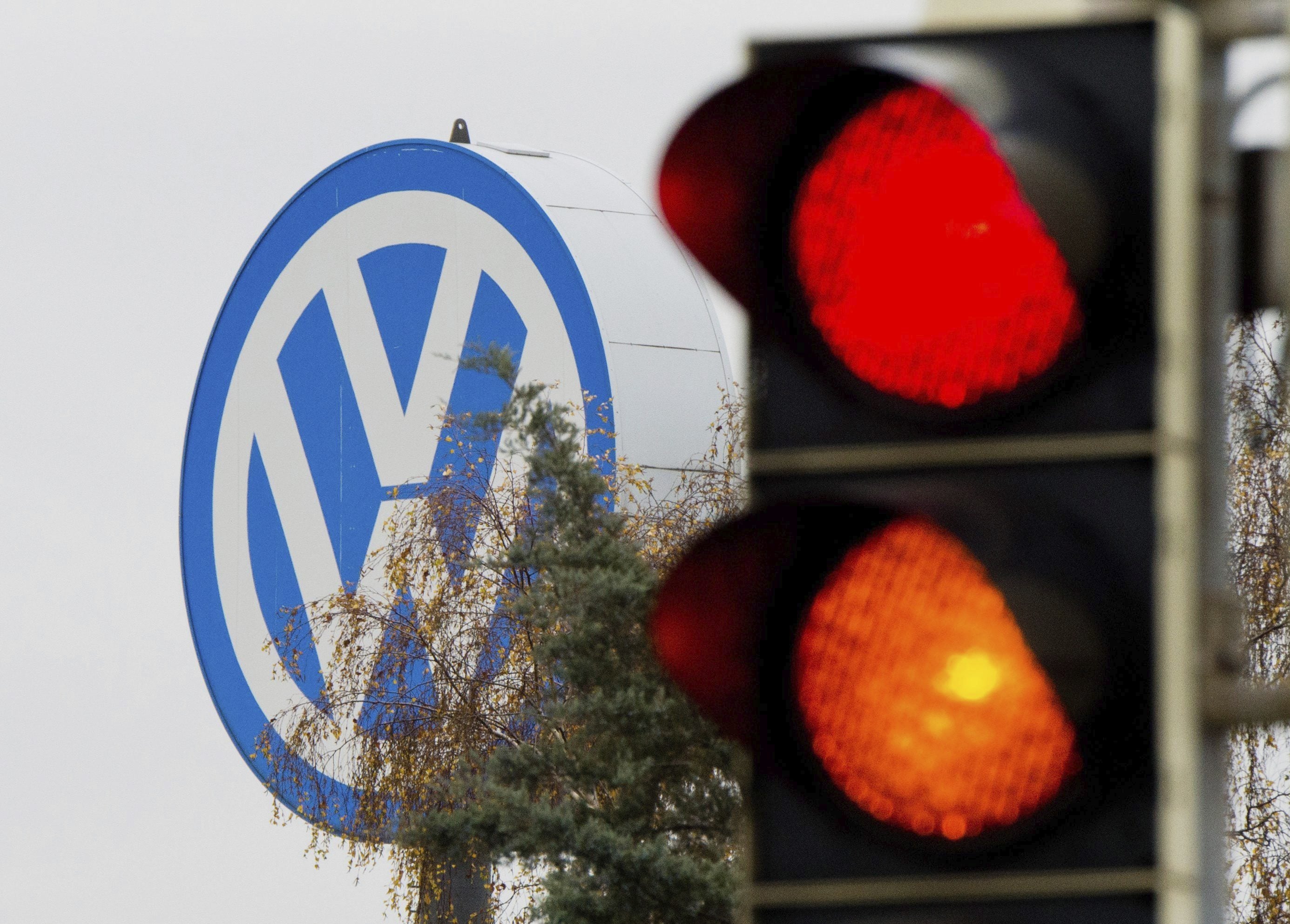 Volkswagen gana 5.144 millones de euros en 2016, tras las perdidas de 2015 Volkswagen gana 5.144 millones de euros en 2016, tras las perdidas de 2015