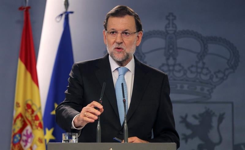 El Satiricón: "Mariano Rajoy rehúsa ir a un debate por acudir a comentar un partido" El Satiricón: "Mariano Rajoy rehúsa ir a un debate por acudir a comentar un partido"