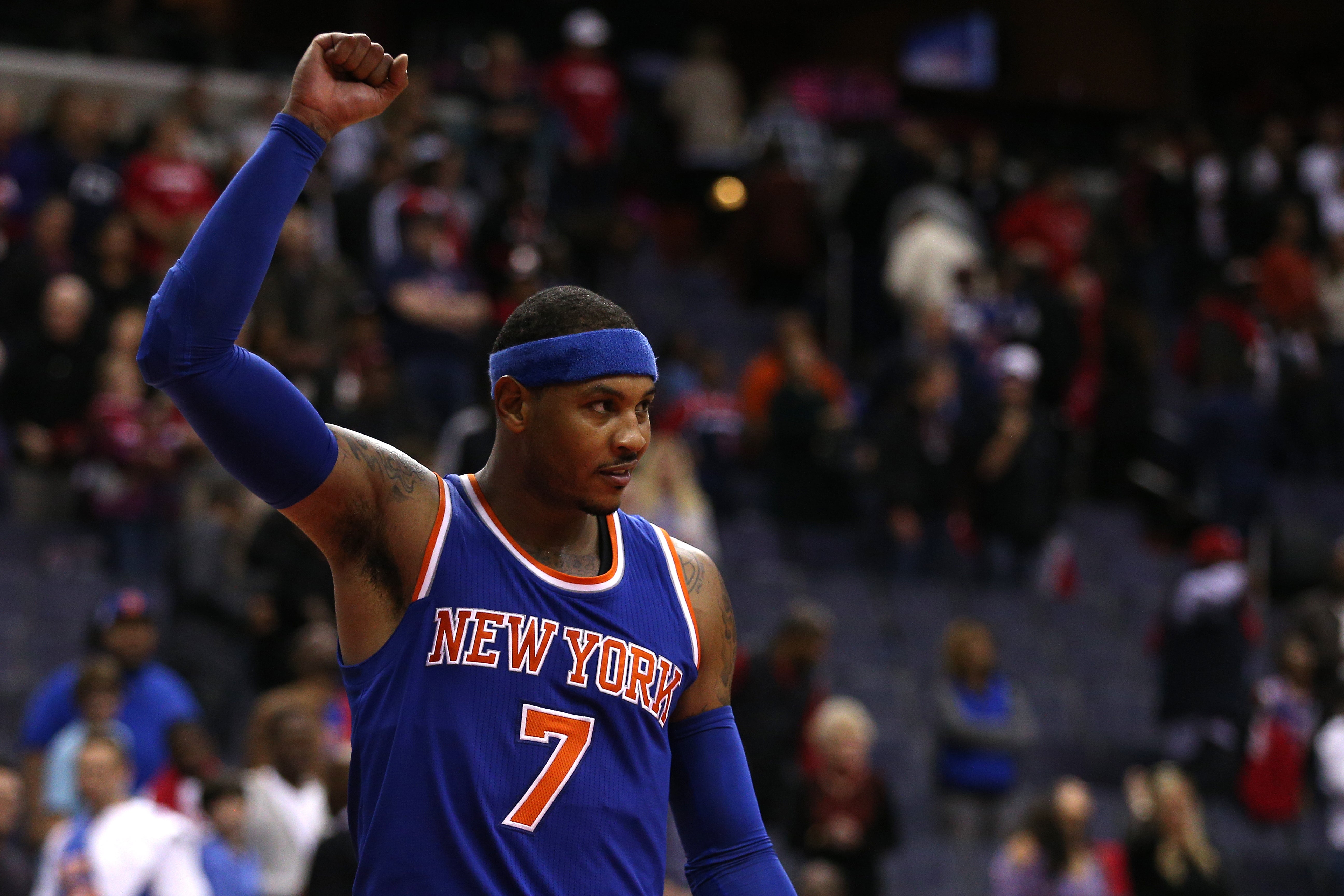 Carmelo Anthony asalta Toronto con polémica final en una noche discreta de Calderón Carmelo Anthony asalta Toronto con polémica final en una noche discreta de Calderón