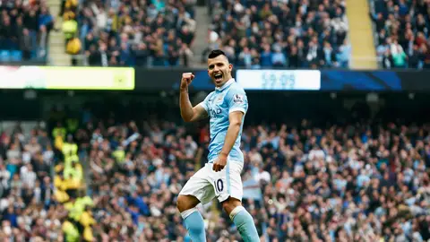 Agüero celebrando un gol Agüero celebrando un gol
