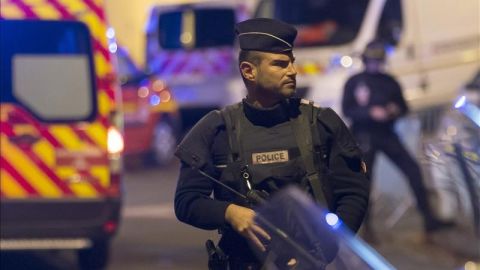 Un polic&iacute;a en Par&iacute;s