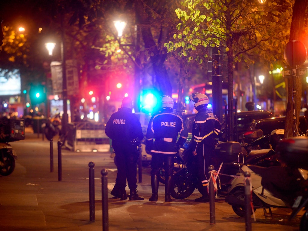La criba mediática: "¿Cómo poner fin a la barbarie de los yihadistas?" La criba mediática: "¿Cómo poner fin a la barbarie de los yihadistas?"