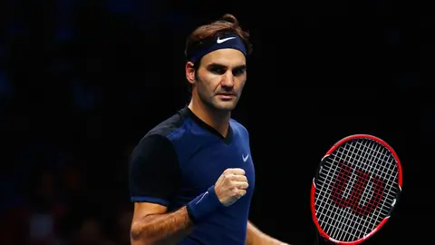 Roger Federer celebra su triunfo ante Tomas Berdych Roger Federer celebra su triunfo ante Tomas Berdych
