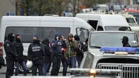 Imagen de la operaci&oacute;n policial en Bruselas