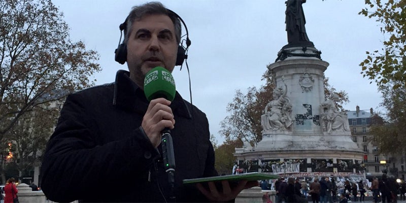 Monólogo de Alsina: "Entre el tributo y la inquietud amanece un lunes nada normal en París" Monólogo de Alsina: "Entre el tributo y la inquietud amanece un lunes nada normal en París"