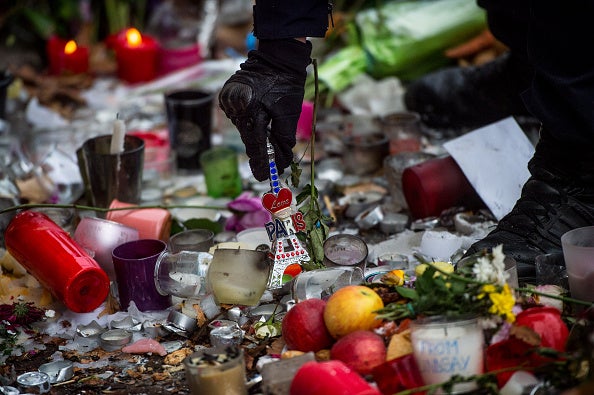Los atentados de París: "Matadlos allí donde los encontréis" Los atentados de París: "Matadlos allí donde los encontréis"
