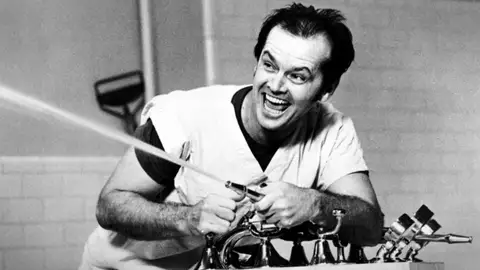 Escena de la película 'Alguien voló sobre el nido del cuco' Escena de la película 'Alguien voló sobre el nido del cuco'