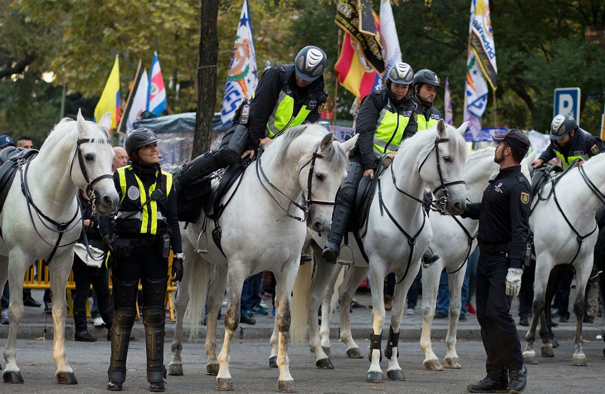 El Clásico estará vigilado por 1.000 agentes de la Policía Nacional El Clásico estará vigilado por 1.000 agentes de la Policía Nacional