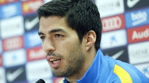 Luis Su&aacute;rez, durante la rueda de prensa