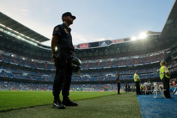 Real Madrid y Barcelona afrontan un partido marcado por la seguridad Real Madrid y Barcelona afrontan un partido marcado por la seguridad