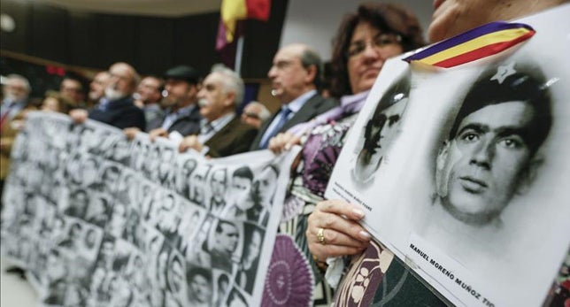 En Marea pide en el Congreso equiparar a las víctimas franquistas con las del terrorismo En Marea pide en el Congreso equiparar a las víctimas franquistas con las del terrorismo