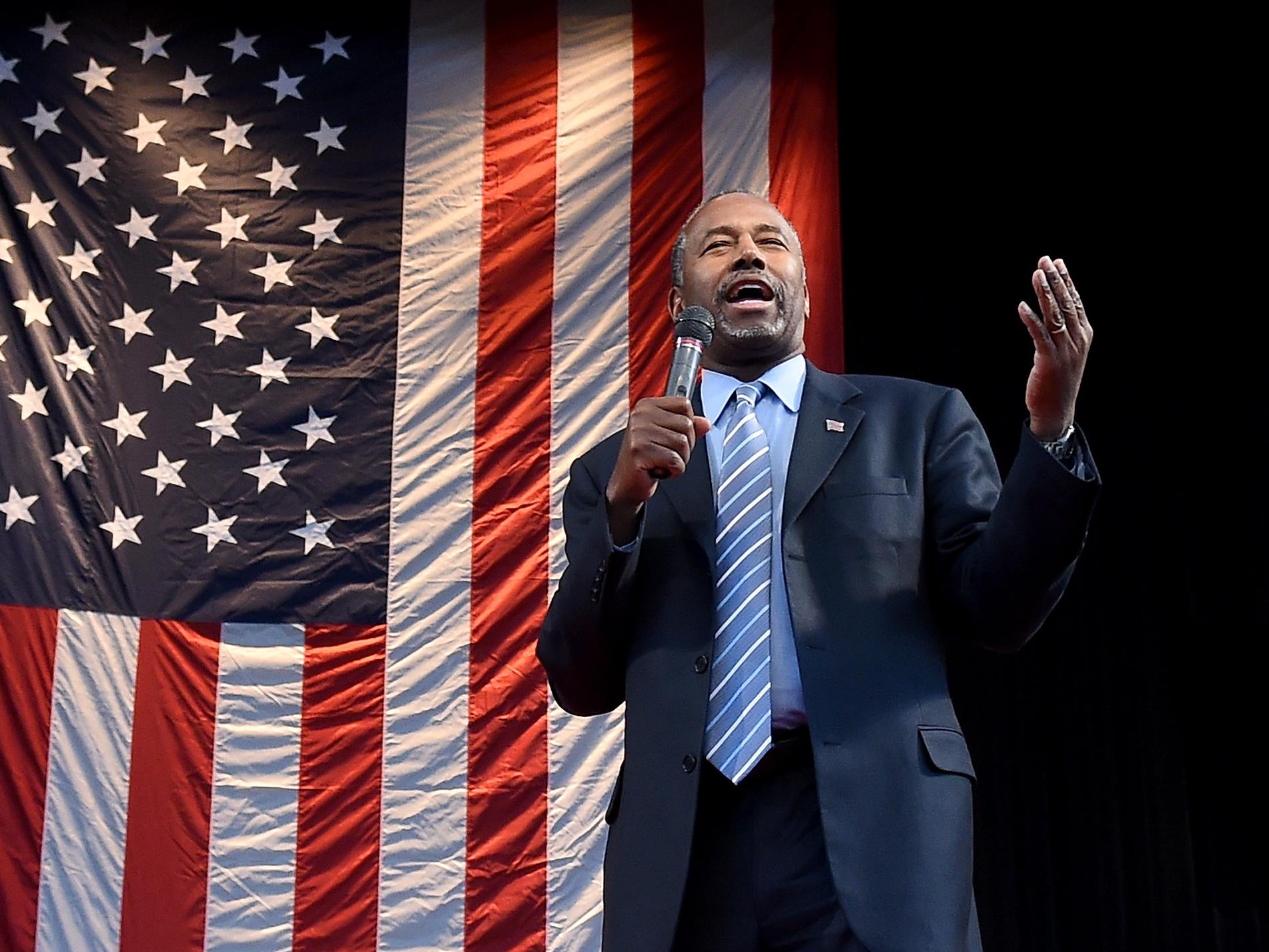 Personas físicas: La ilusión de los ‘esclavos’ de Ben Carson Personas físicas: La ilusión de los ‘esclavos’ de Ben Carson