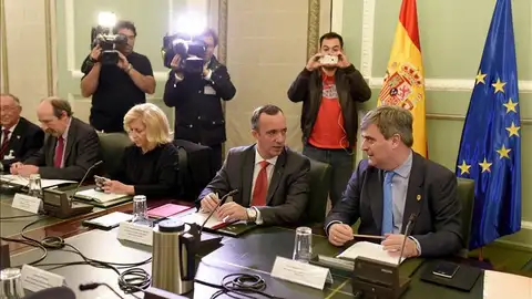 Los secretarios de Estado de Seguridad y Deporte. Los secretarios de Estado de Seguridad y Deporte.