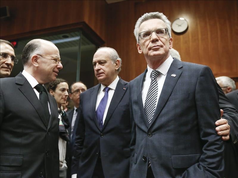 Los ministros de Interior se comprometen a revisar el código de fronteras Schengen Los ministros de Interior se comprometen a revisar el código de fronteras Schengen