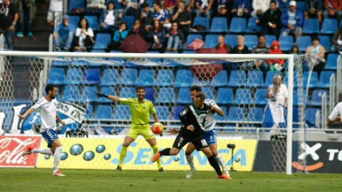El Tenerife y el C&oacute;rdoba juegan en el Heliodoro Rodr&iacute;guez L&oacute;pez