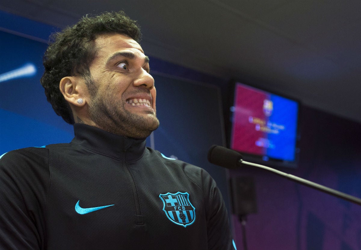 Dani Alves: "Fuimos mejores esta vez que en el 2-6" Dani Alves: "Fuimos mejores esta vez que en el 2-6"