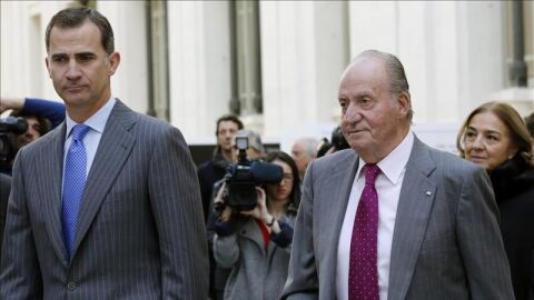 Felipe VI y el Rey Juan Carlos