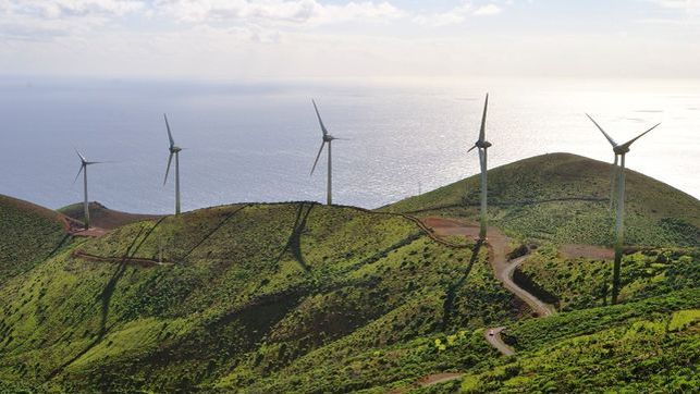 Mesa de redacción: El Hierro, sostenible al 100% Mesa de redacción: El Hierro, sostenible al 100%