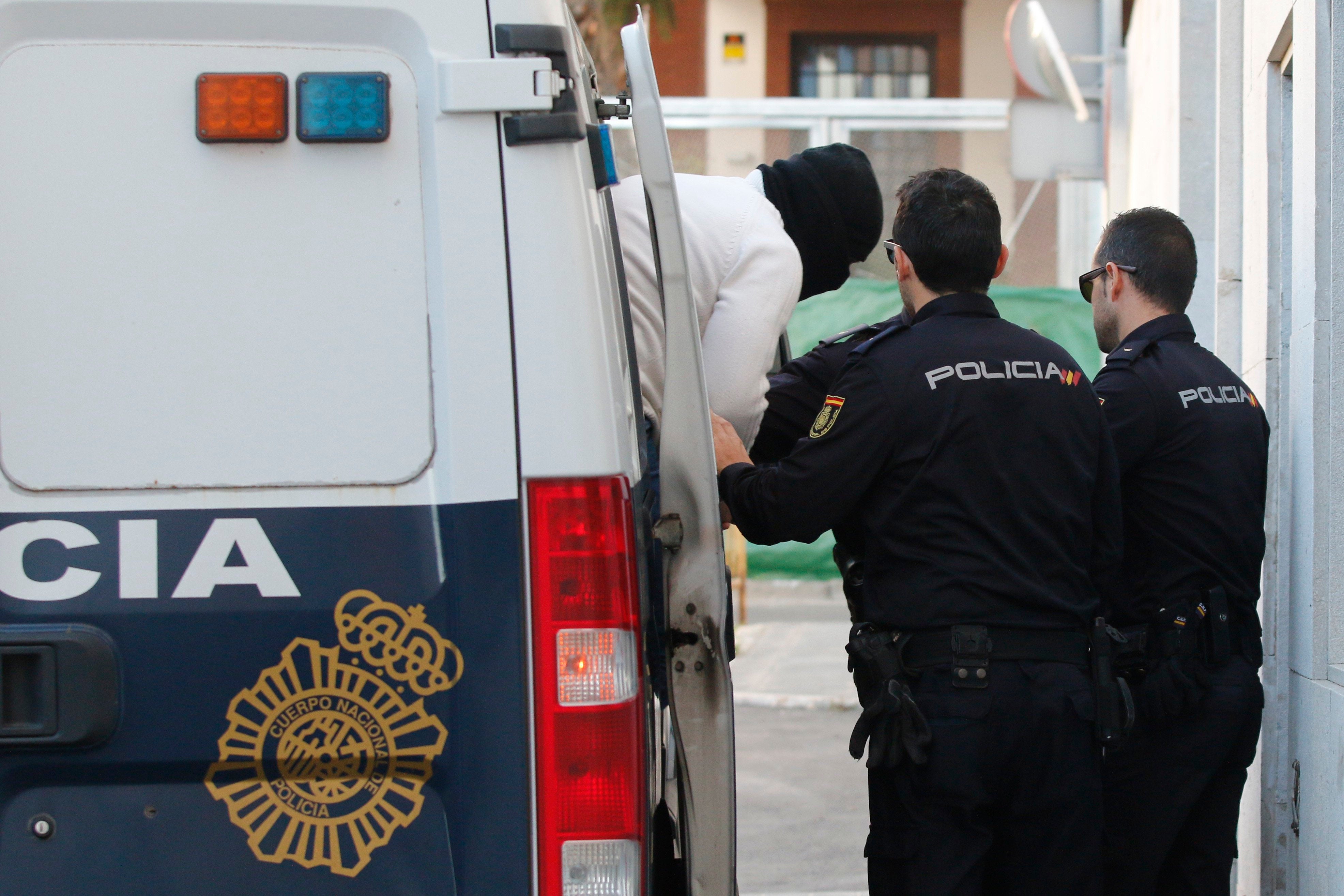 La Policía investiga un atraco en una sucursal de Bankia en la calle Doctor Esquerdo La Policía investiga un atraco en una sucursal de Bankia en la calle Doctor Esquerdo