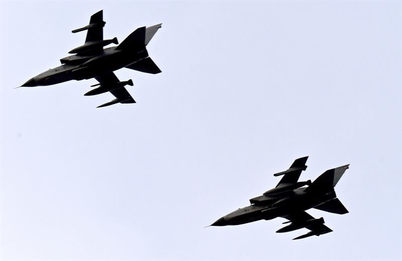 Un piloto tras los Ovnis Un piloto tras los Ovnis