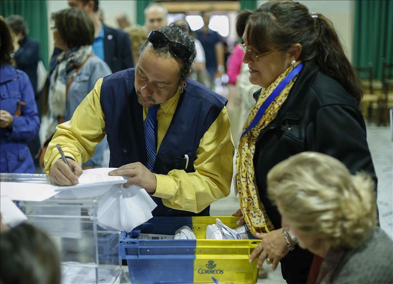 El plazo para presentar el voto por correo se amplía hasta mañana viernes 26 de abril a las 14.00 horas El plazo para presentar el voto por correo se amplía hasta mañana viernes 26 de abril a las 14.00 horas