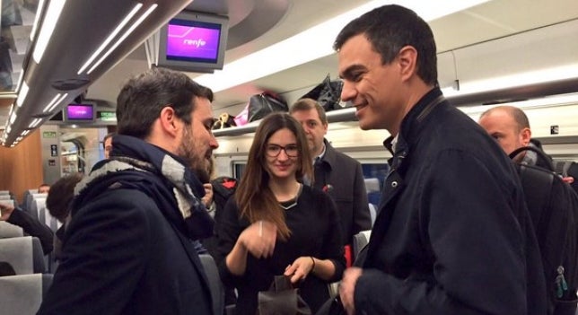 Sánchez culmina con Garzón su primera ronda de contactos políticos Sánchez culmina con Garzón su primera ronda de contactos políticos