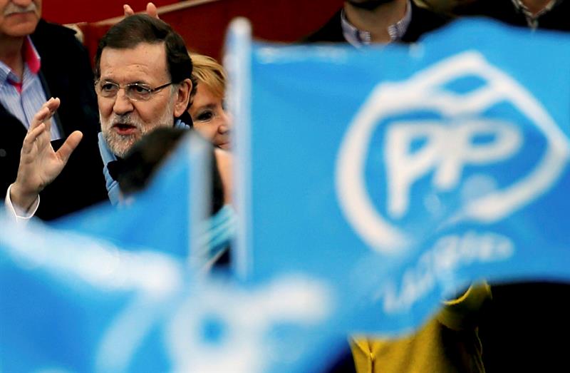 La criba mediática: "Las encuestas de los periódicos coinciden en que ganará el Partido Popular pero por poco" La criba mediática: "Las encuestas de los periódicos coinciden en que ganará el Partido Popular pero por poco"