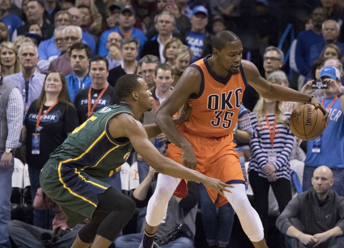 Un gran Durant guían a los Thunder contra los Jazz Un gran Durant guían a los Thunder contra los Jazz