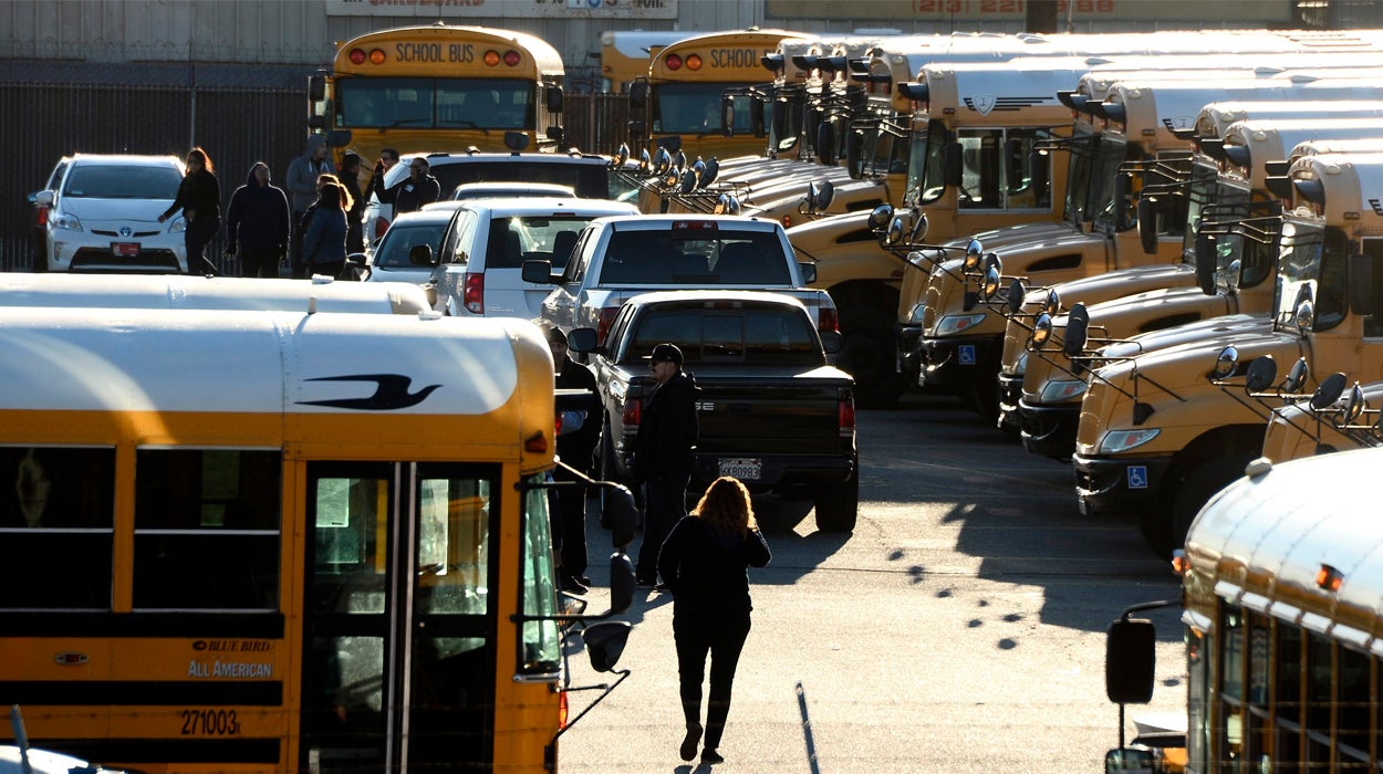 Cerrados más de 900 colegios de Los Ángeles por amenaza de bomba Cerrados más de 900 colegios de Los Ángeles por amenaza de bomba