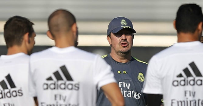 Rafa Benítez, cuestionado en el Real Madrid Rafa Benítez, cuestionado en el Real Madrid