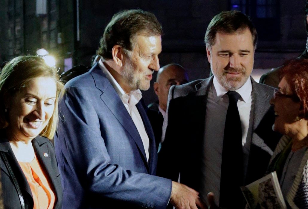 La tertulia: La agresión a Mariano Rajoy en Pontevedra La tertulia: La agresión a Mariano Rajoy en Pontevedra