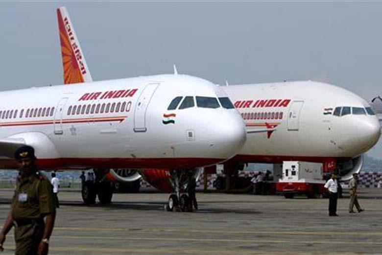 Air India realiza el primer vuelo alrededor del mundo con una tripulación integrada únicamente por mujeres Air India realiza el primer vuelo alrededor del mundo con una tripulación integrada únicamente por mujeres