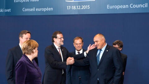 Los l&iacute;deres de la UE, con Rajoy y Cameron. 
