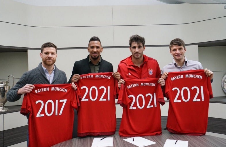 El Bayern renueva a Xabi Alonso y Javi Martínez hasta 2017 y 2021 El Bayern renueva a Xabi Alonso y Javi Martínez hasta 2017 y 2021