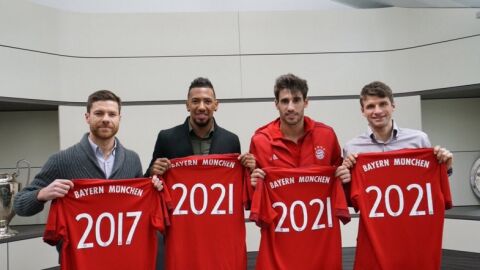 Xabi Alonso, Boateng, Javi Mart&iacute;nez y M&uuml;ller firman su renovaci&oacute;n con el Bayern