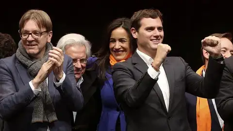 Albert Rivera en su mitin de cierre de campaña Albert Rivera en su mitin de cierre de campaña