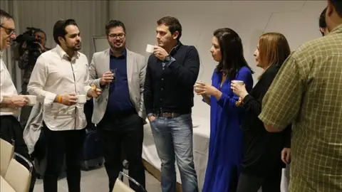 Rivera, en un desayuno poco antes de presidir la reunión del Comité de Campaña Rivera, en un desayuno poco antes de presidir la reunión del Comité de Campaña