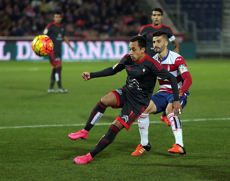 El Celta gana al Granada y se mantiene en Champions una semana más El Celta gana al Granada y se mantiene en Champions una semana más