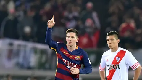 Messi celebra un gol ante River Plate Messi celebra un gol ante River Plate