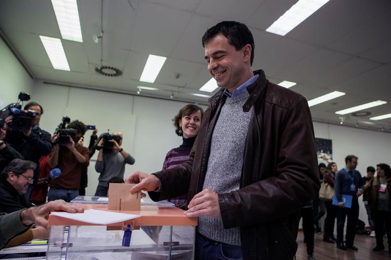 Herzog espera una "altísima" participación y que los votantes sean exigentes Herzog espera una "altísima" participación y que los votantes sean exigentes