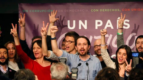 Pablo Iglesias celebra los resultados de su formaci&oacute;n
