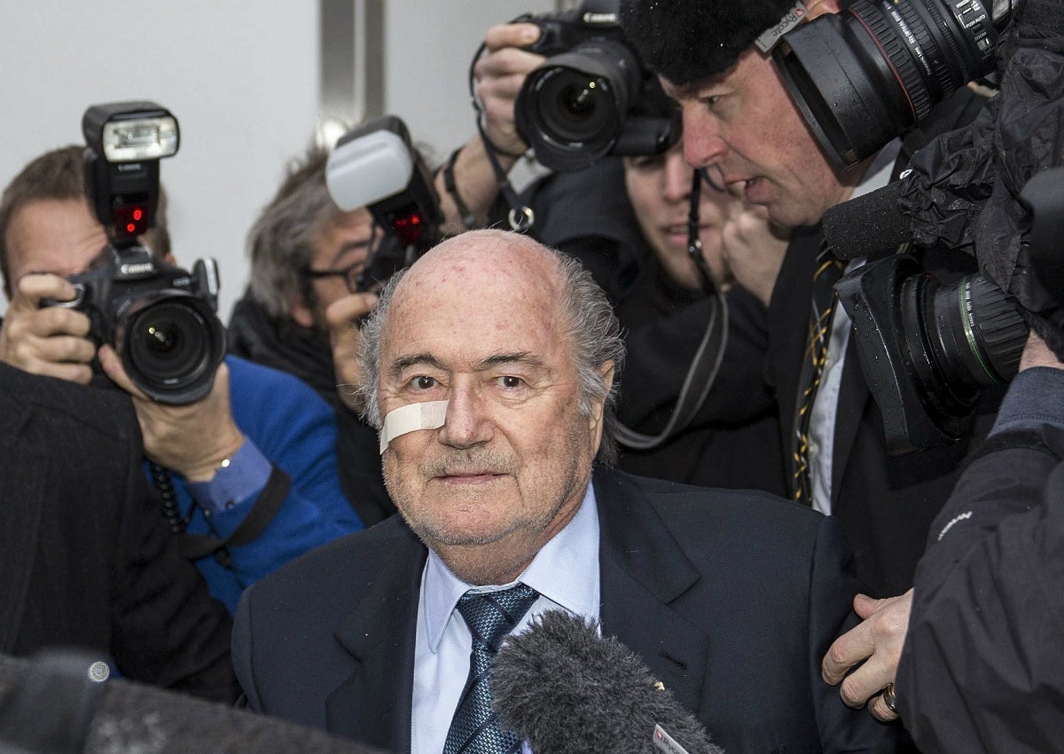 Blatter apelará al TAS: "Estoy avergonzado de cómo ha ocurrido todo esto" Blatter apelará al TAS: "Estoy avergonzado de cómo ha ocurrido todo esto"