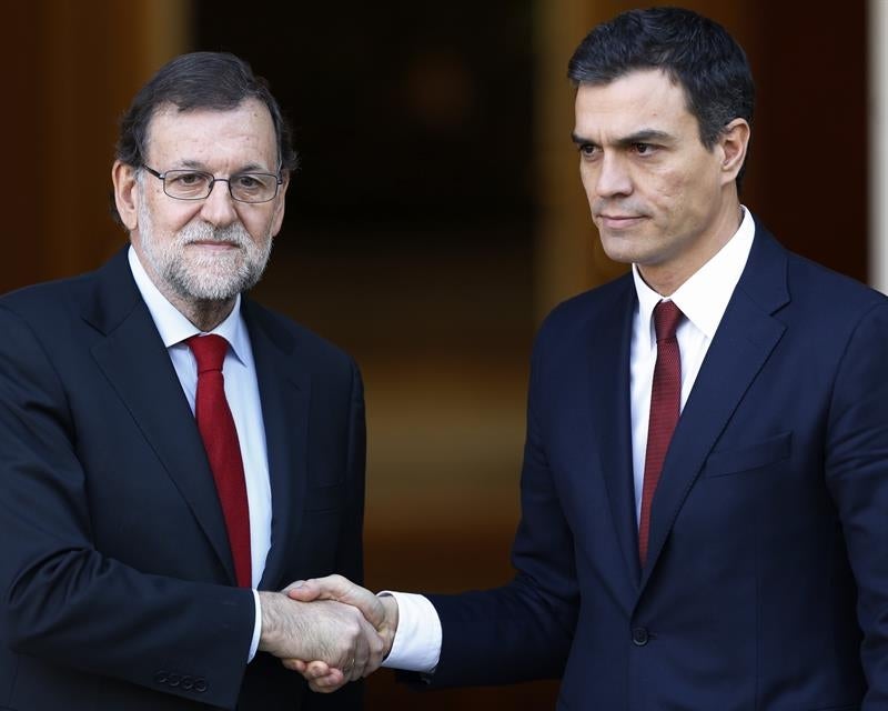 La tertulia: Los pactos electorales y la dificultad de llegar a acuerdos La tertulia: Los pactos electorales y la dificultad de llegar a acuerdos