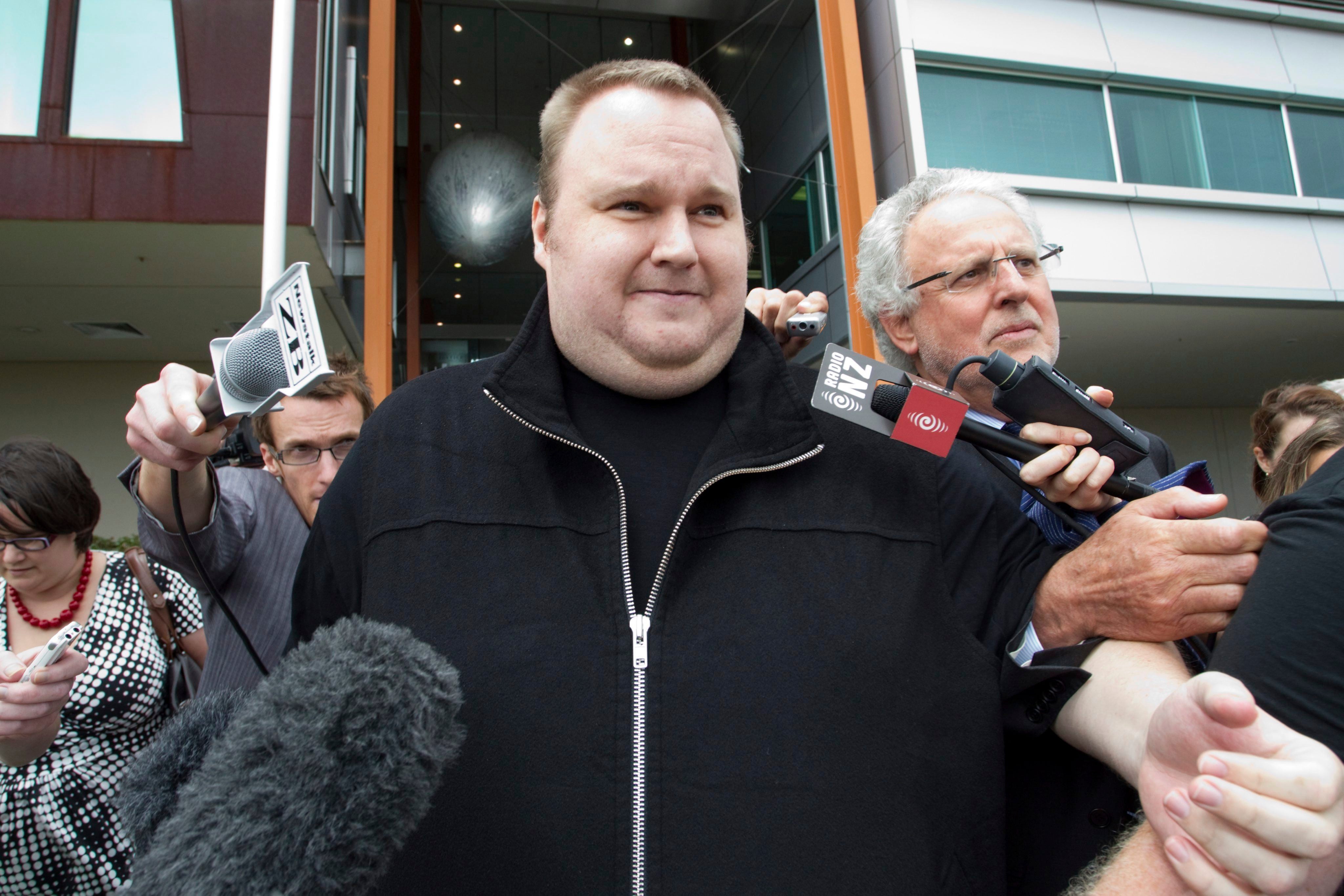 Un tribunal neozelandés da luz verde a la extradición de Kim Dotcom a EEUU Un tribunal neozelandés da luz verde a la extradición de Kim Dotcom a EEUU