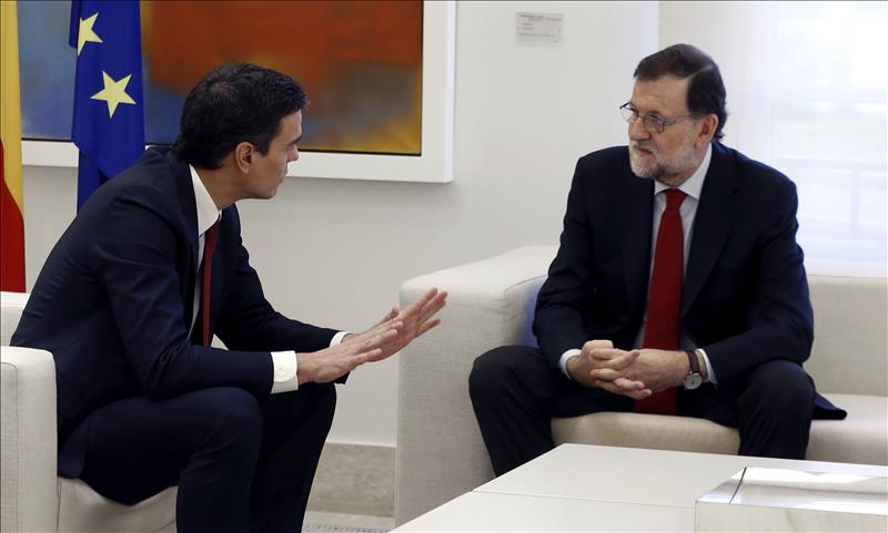 Rajoy considera que la actitud de Sánchez impide hablar de lo que interesa a los españoles Rajoy considera que la actitud de Sánchez impide hablar de lo que interesa a los españoles